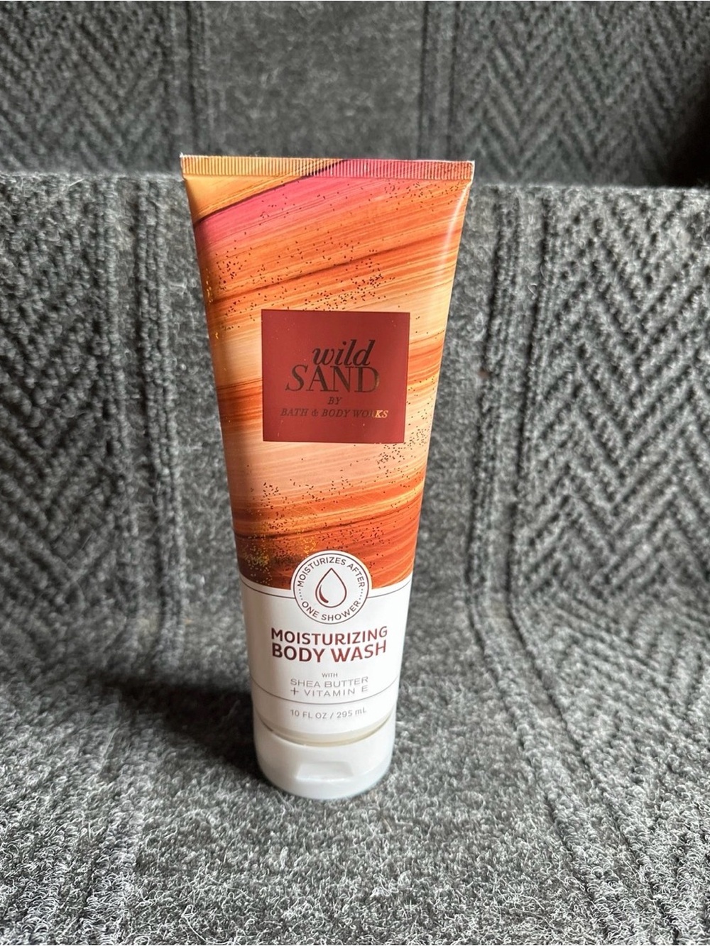 Bath and Body Works Wild Sand Moisturizing Body Wash